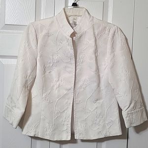 Erin London White Blazer with Textured Floral Design